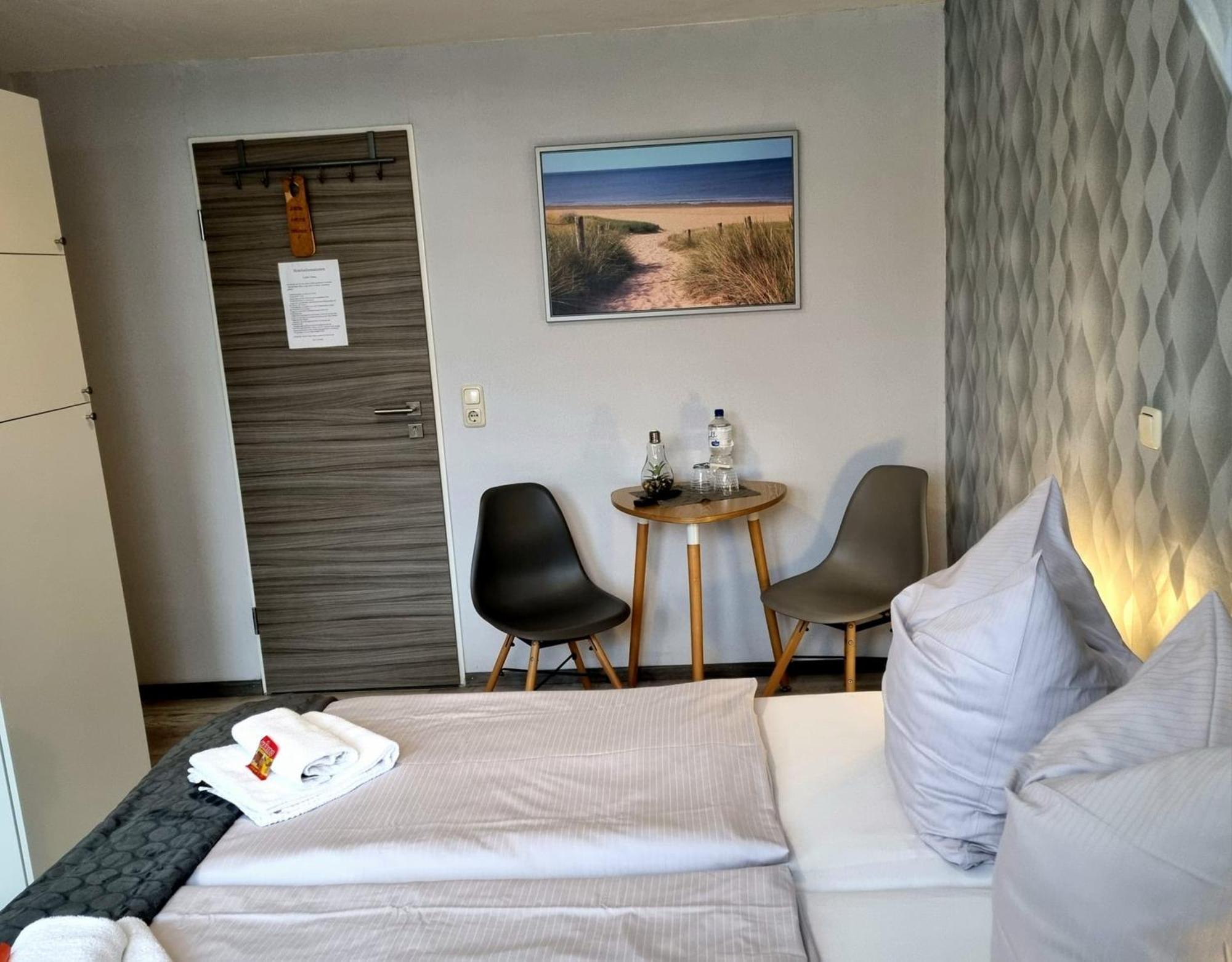 Hotel Up Diek Carolinensiel Bagian luar foto