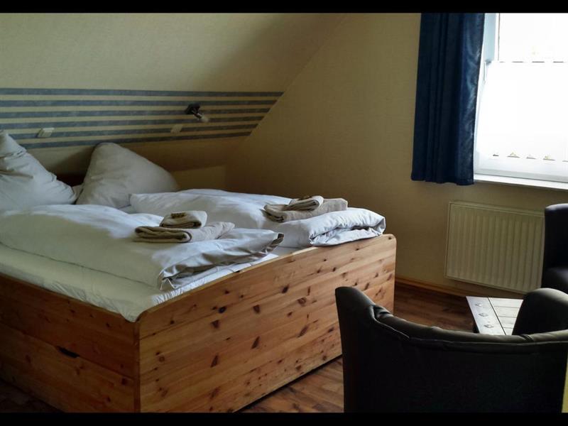 Hotel Up Diek Carolinensiel Bagian luar foto