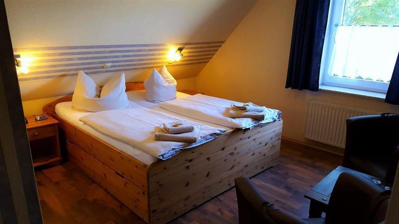 Hotel Up Diek Carolinensiel Bagian luar foto
